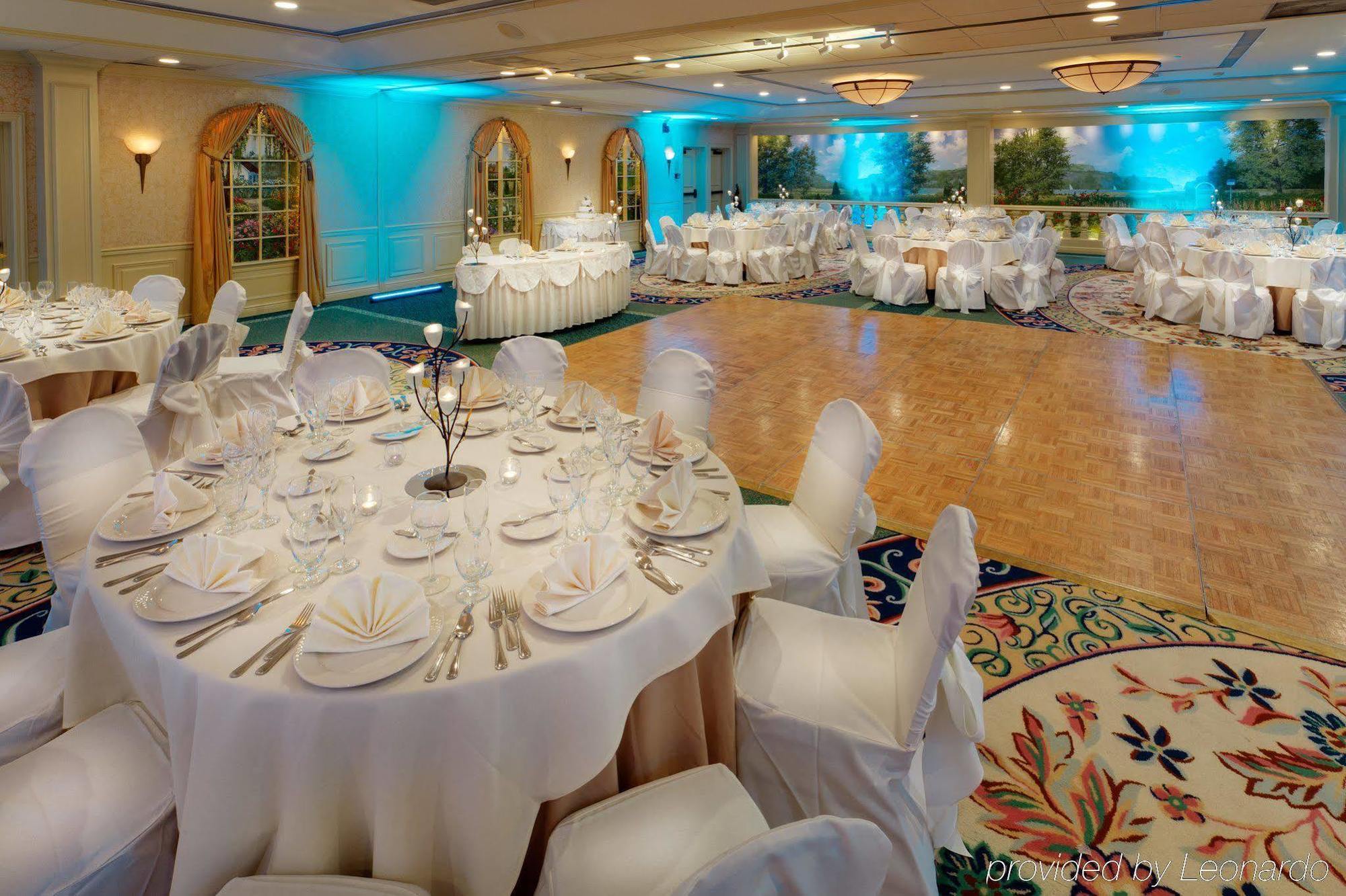 Hotel Mtk Mount Kisco Restaurant photo